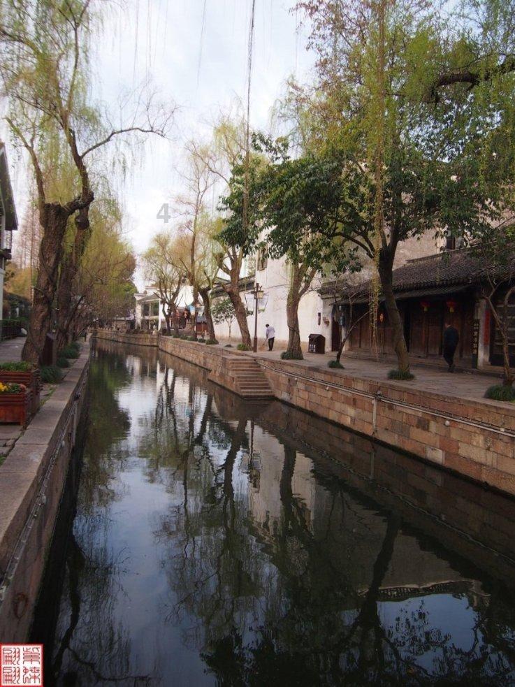 探秘吉鹿力问答社区,解锁男生那里立起来是怎么回事?之谜!